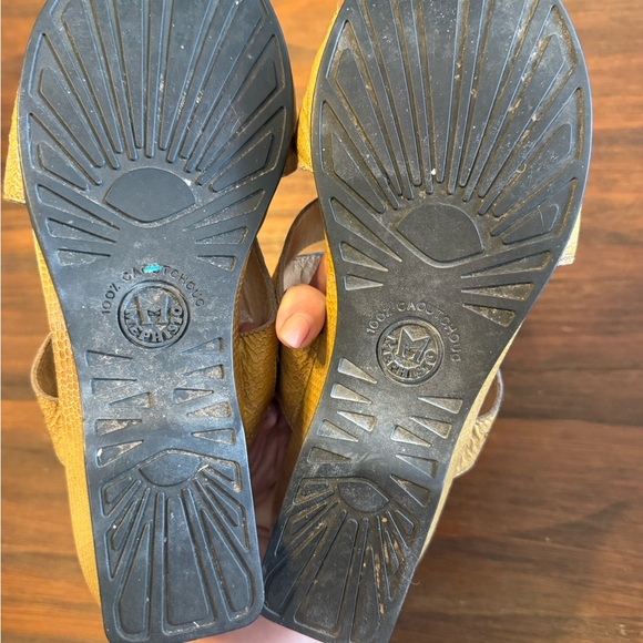 Mephisto Women's Wedge Sandals, size 41 or 10 - Picture 10 of 12